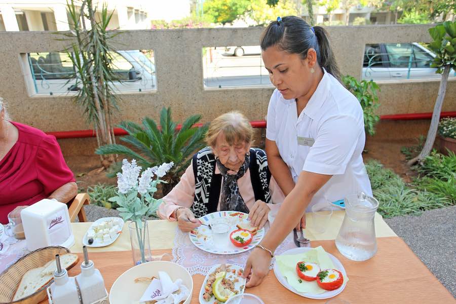 עובדים זרים: זכויות וחובות