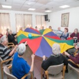6 הרגלים בריאותיים לקשישים שכדאי לשמר